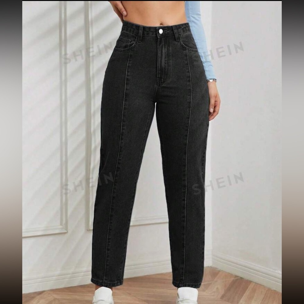 Black tapered jeans